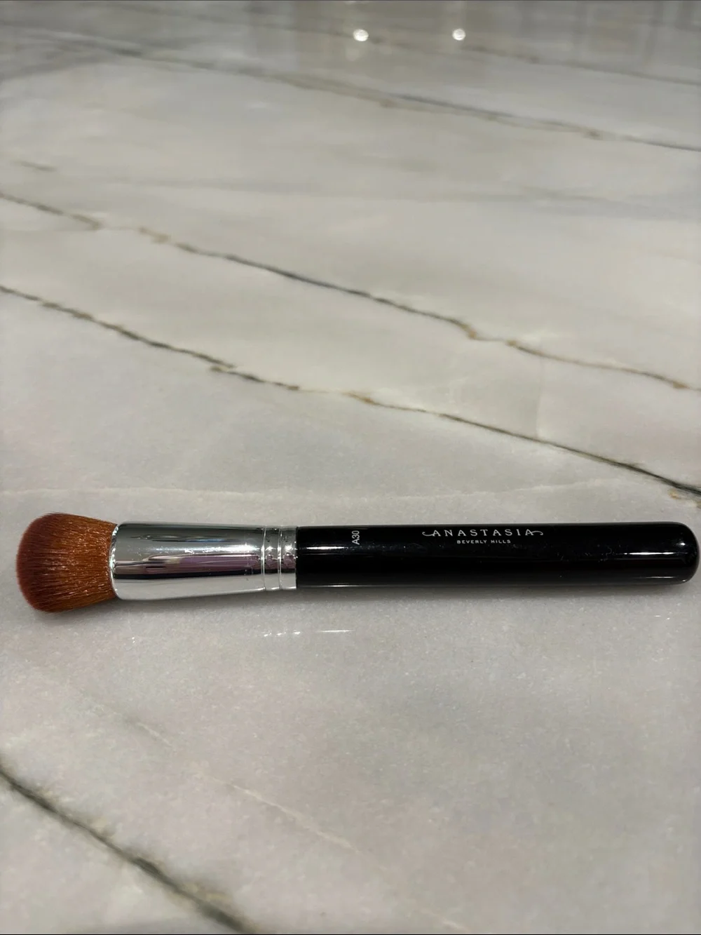 Anastasia Beverly Hills Domed Kabuki Brush